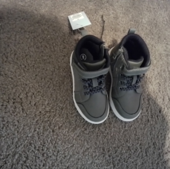 Toddler Boys Cat and Jack boots NWT - Picture 4 of 9